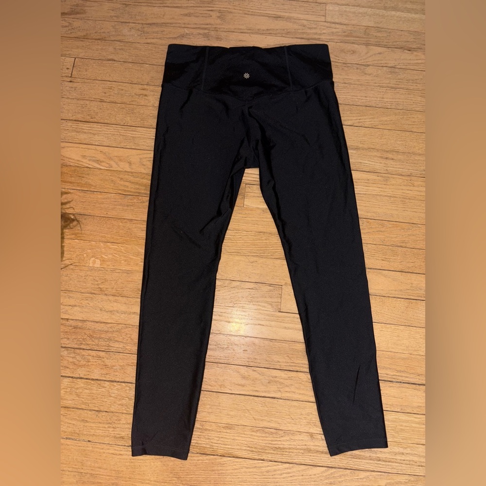 Athleta BLACK Elation Shine Tight Leggings- size XL. Excellent Condition.